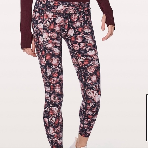 $128 Lululemon Wunder Under Hi-Rise Tight *Nulux
Peony Multi 8 - Picture 2 of 9